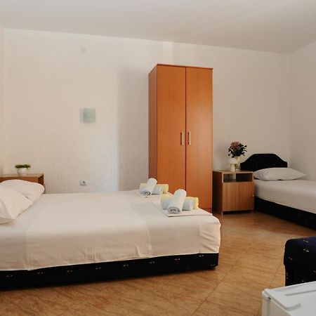 Budva Inn Guest House מראה חיצוני תמונה