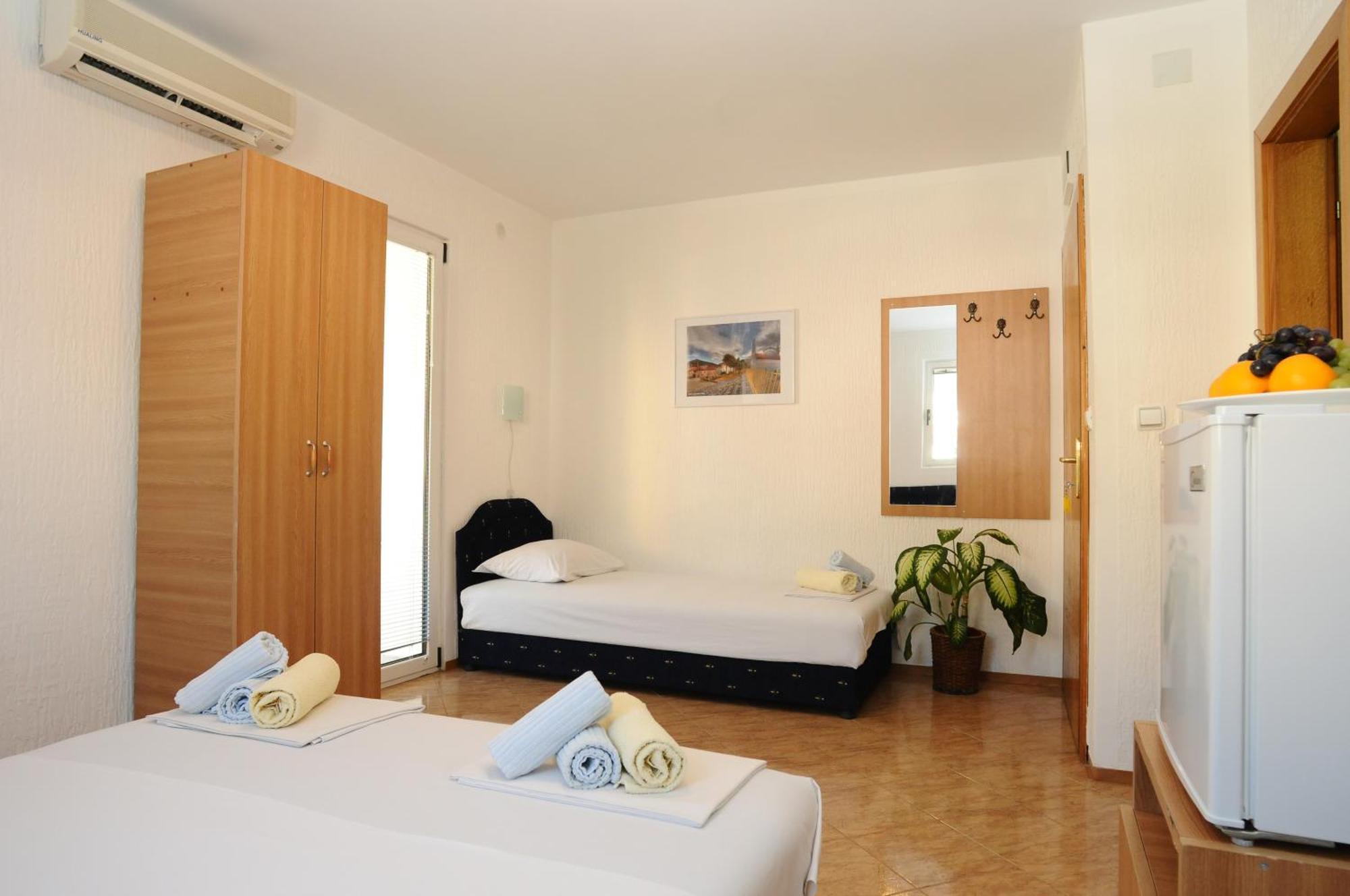 Budva Inn Guest House מראה חיצוני תמונה