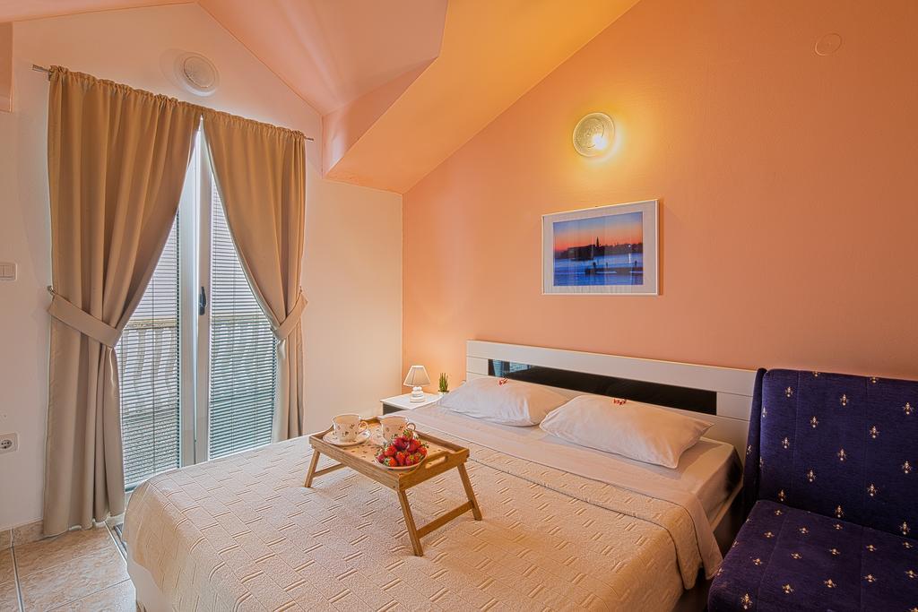 Budva Inn Guest House מראה חיצוני תמונה