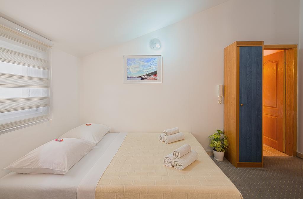 Budva Inn Guest House מראה חיצוני תמונה